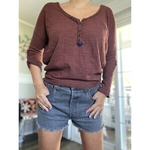 FREE PEOPLE BEACH HAVEN RUSTY RED HENLEY TEE TOP Cotton Blend lightweight S P